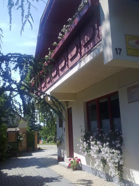 Muskatli Vendeghaz Bed & Breakfast Heviz Exterior photo