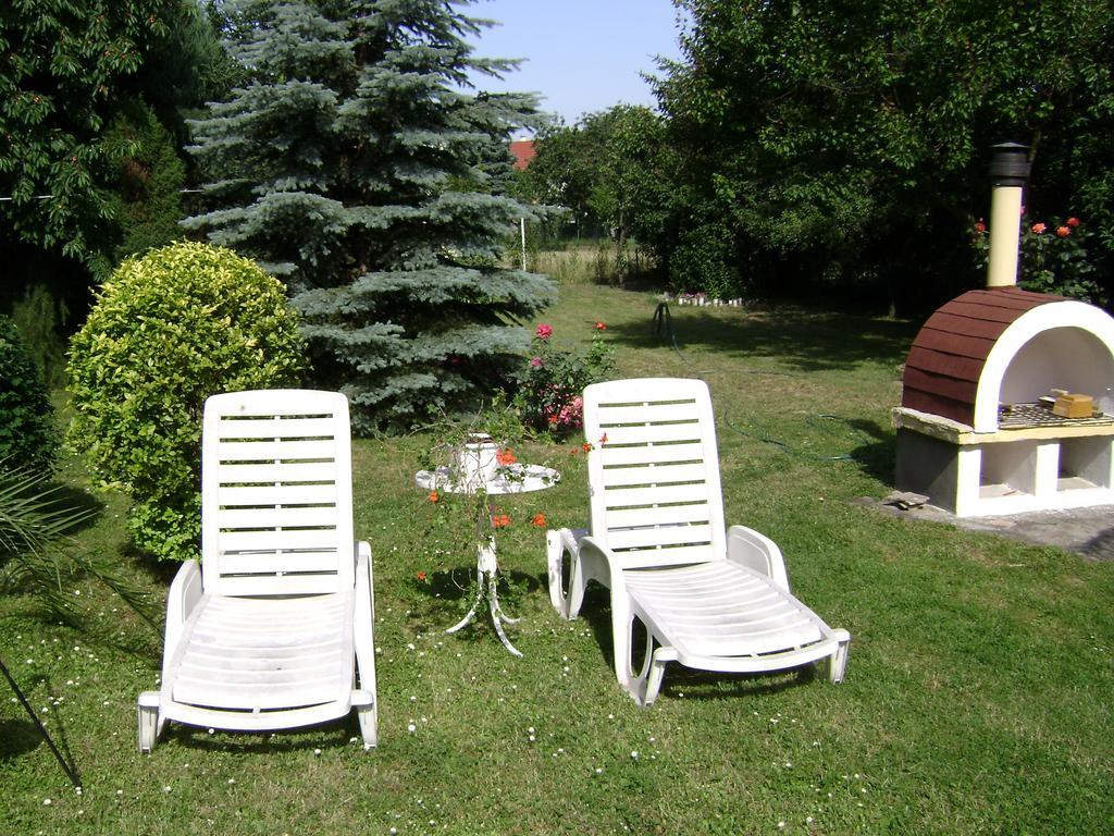 Muskatli Vendeghaz Bed & Breakfast Heviz Exterior photo