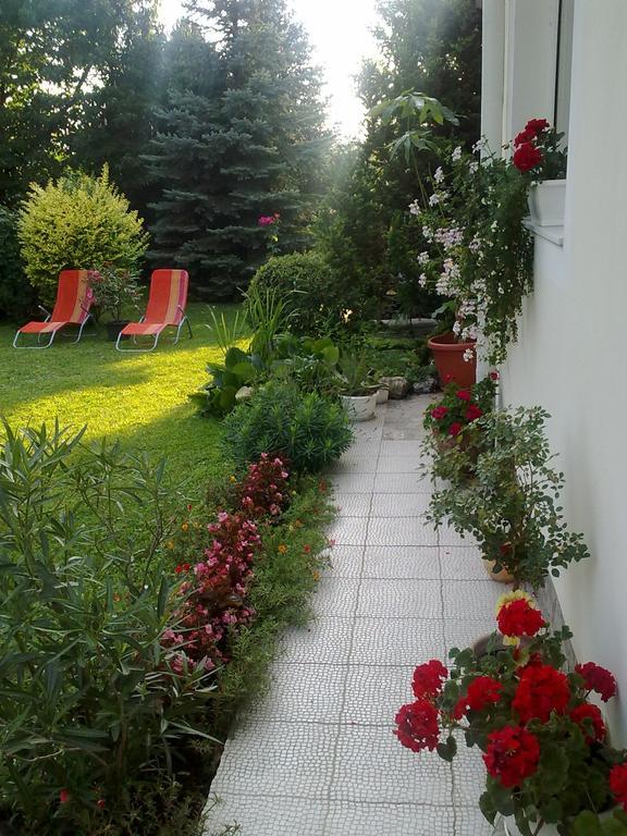 Muskatli Vendeghaz Bed & Breakfast Heviz Exterior photo